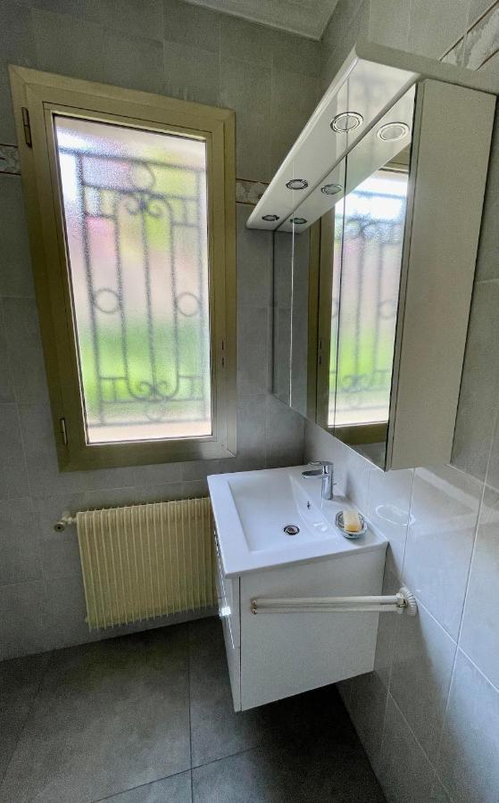 Rez De Jardin De 65M2 Dans Villa A 尼斯 外观 照片
